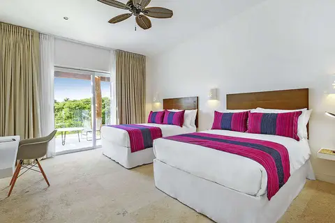 HM Playa del Carmen in Playa del Carmen — foto 5