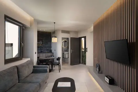 Apikia Santorini Suites in Pýrgos, foto 3