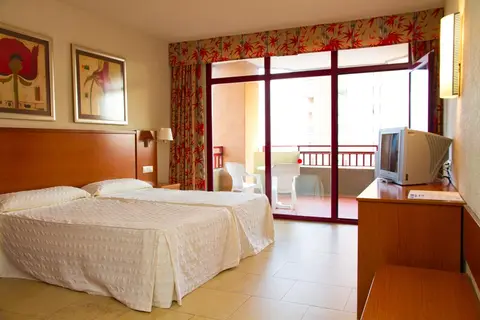 Las Palmeras Affiliated by FERGUS in Fuengirola — foto 30