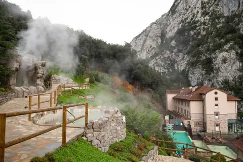 Hotel Balneario de la Hermida in La Hermida — foto 2