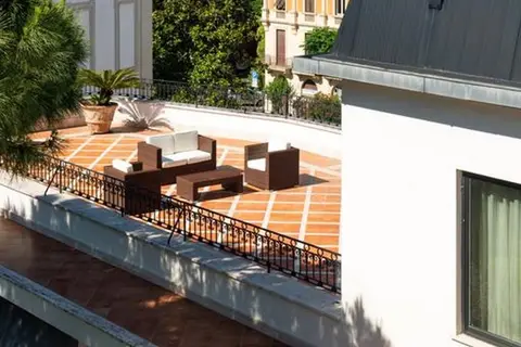 Donna Laura Palace in Rome — foto 19