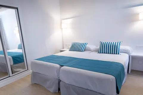BLUESEA Costa Serena in Torremolinos — foto 13