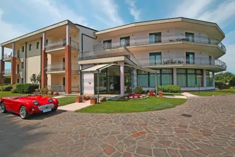 Nettuno in Peschiera del Garda — foto 4