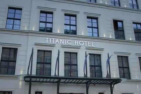 Titanic Gendarmenmarkt Berlin in Berlijn — foto 25