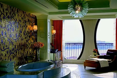 The Ritz-Carlton Abu Dhabi Grand Canal in الروضة — foto 20