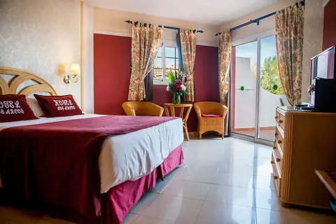 Hotel Los Arcos Nerja in Nerja — foto 12