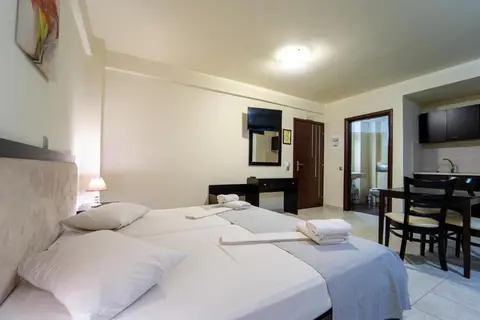 Golden Rose Suites in Kamisiana — foto 28