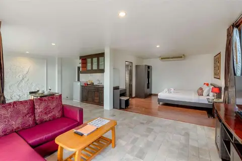 Club Bamboo Boutique Resort & Spa in ตำบลป่าตอง — foto 3