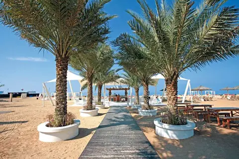 Al Hamra Residence in Waldorf Astoria Ras Al Khaimah Private Beach — foto 20