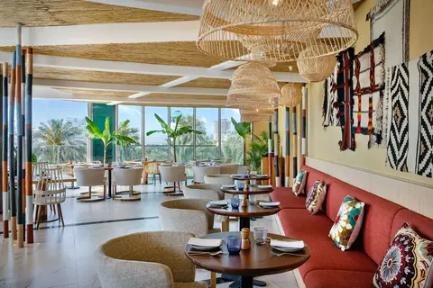 W Dubai - Mina Seyahi in W Dubai - Mina Seyahi — foto 9