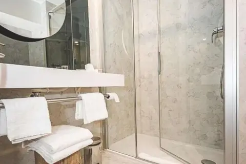 Bernina Hotel Geneve in Genève — foto 26