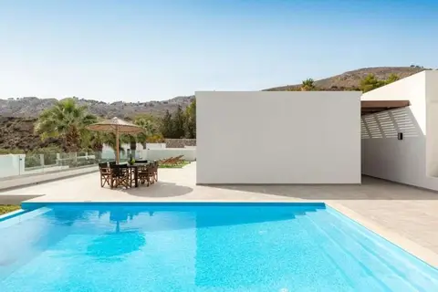 Terra Pietra Villas & Suites in Lardos, foto 9