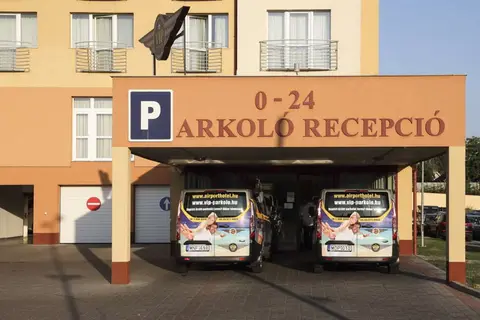 Airport Hotel Budapest in Vecsés — foto 16