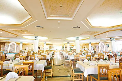 El Mouradi Skanes Beach in المنستير — foto 7