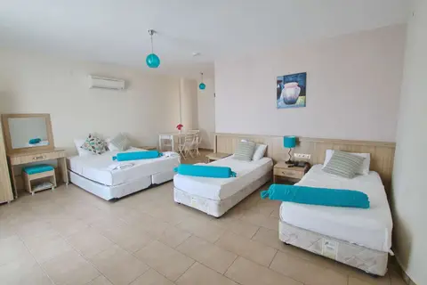 Ponz Boutique Hotel in Kuşadası — foto 4