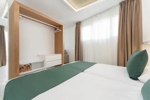 Apartamentos Caribes 2 (Only adults) in San Bartolomé de Tirajana — foto 2