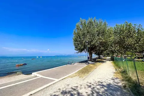 Baia Holiday Gasparina in Castelnuovo del Garda — foto 22