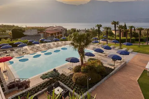 Royal Village in Limone sul Garda — foto 2