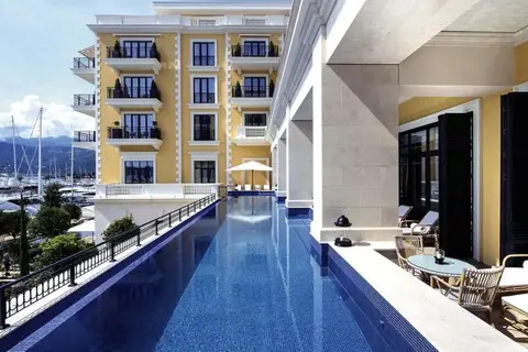 Regent Porto Montenegro in Tivat — foto 15