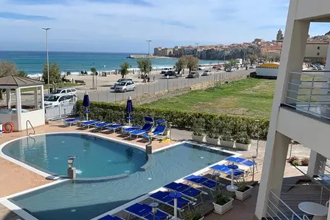 Astro Suite Hotel in Cefalu