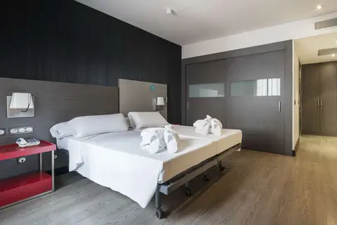 Hotel Ilunion Suites Madrid in Madrid — foto 2
