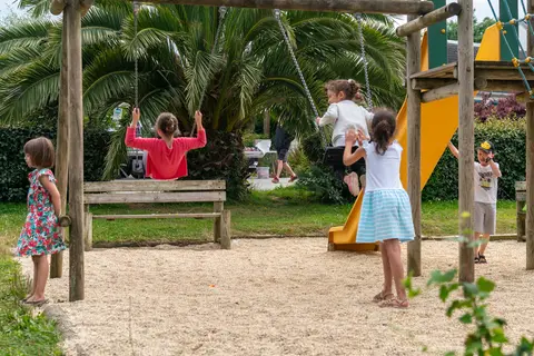 Flower Camping Le Port De La Chaine in Pleubian — foto 10