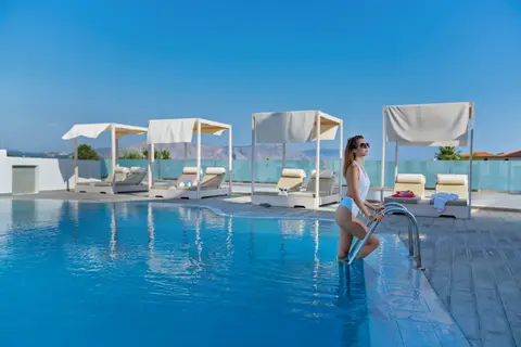 Apollo Hotel I in Dramia