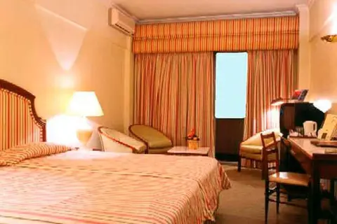Legendary Lisboa Suites in Almada — foto 4