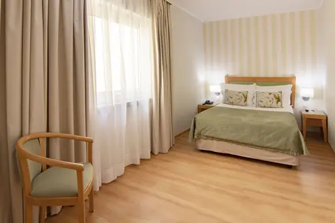 Luna Esperança Centro Hotel in Almada — foto 17