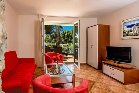 Matilde Beach Resort in Cres — foto 14