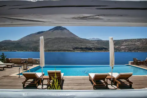 En Plo Luxury Suites in Δημοτική Ενότητα Οιτύλου — foto 21