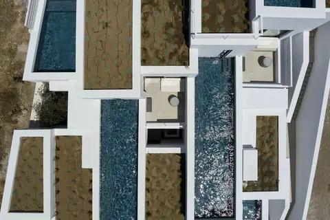 Cubic Hotel in Ornos, foto 24