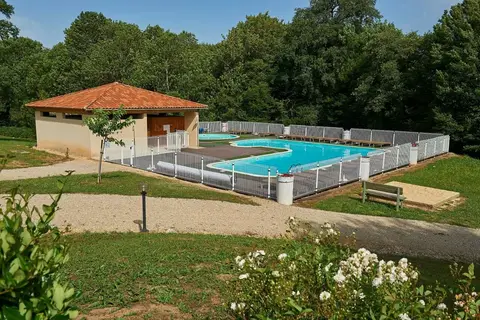 Le Lac Bleu - Dordogne in Lacapelle-Marival — foto 8