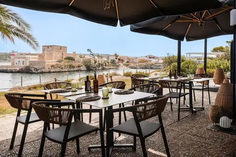 Mangia's Brucoli, Sicily, Autograph Collection in Augusta — foto 4
