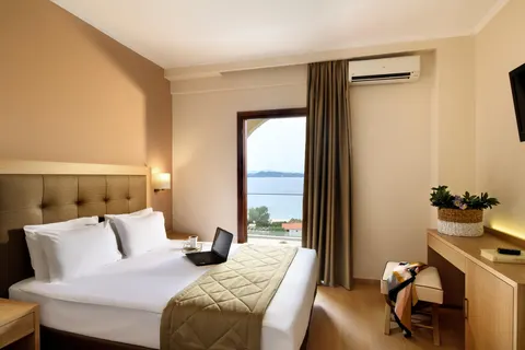Hotel Akrathos Beach in Ouranoupoli — foto 11