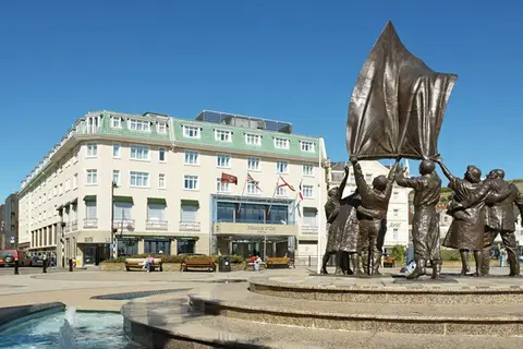 Pomme d'Or in St. Helier — foto 2