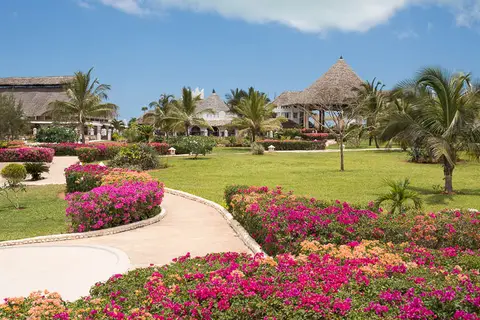 Royal Zanzibar Beach Resort in Nungwi — foto 12