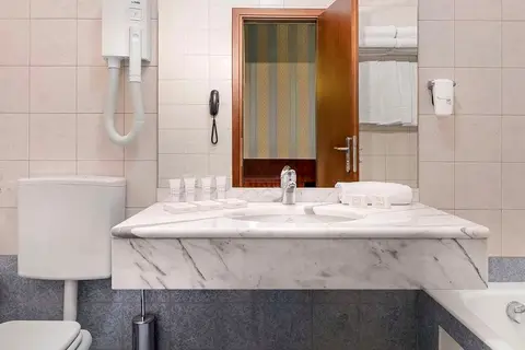 Best Western Hotel Cavalieri della Corona in Cardano al Campo, foto 24