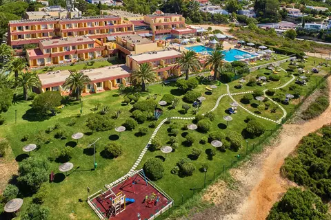 Wyndham Grand Carvoeiro Algarve in Lagoa e Carvoeiro — foto 4