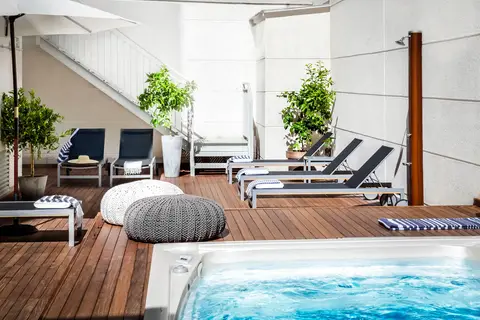 Appartementen Eric Vökel Atocha Suites in Madrid