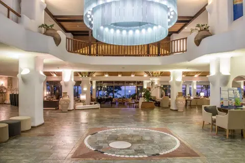 Coral Beach Hotel & Resort in Paphos — foto 26