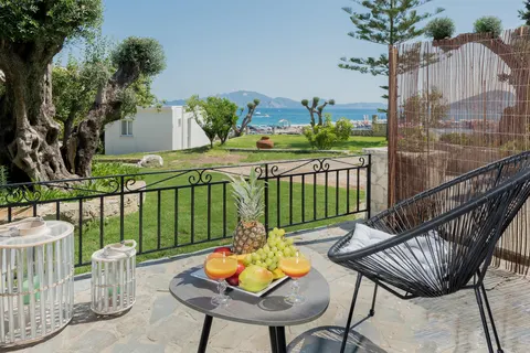 Eptanisos Beachfront Suites foto 7