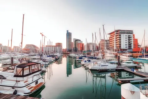 13 dg cruise West Europa Mein Schiff 2 foto 1