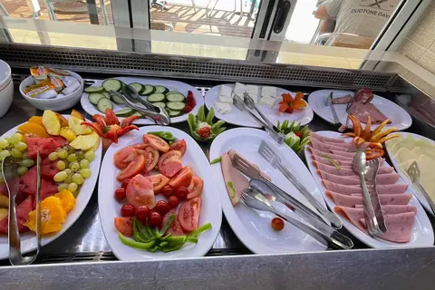Blue Sky Hotel Apts in Δημοτική Ενότητα Γουβών — foto 8