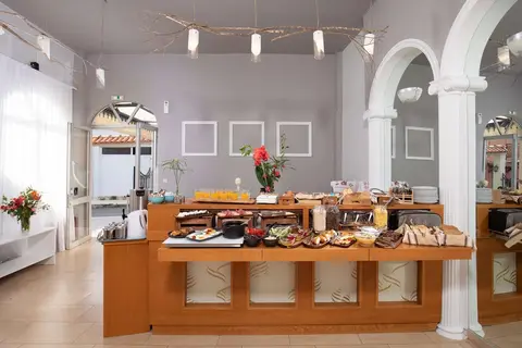 Bella Vista Hotel & Studios in Μπενίτσες — foto 17