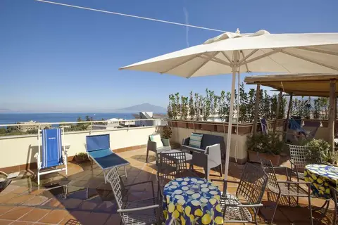 Hotel Tirrenia in Sorrento