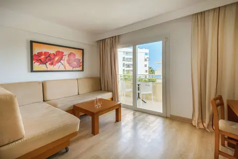 Aparthotel & Suites Cap de Mar in Son Servera — foto 5