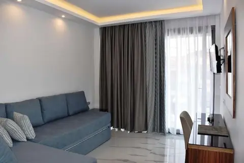 4 You Boutique in Μεταμόρφωση — foto 15