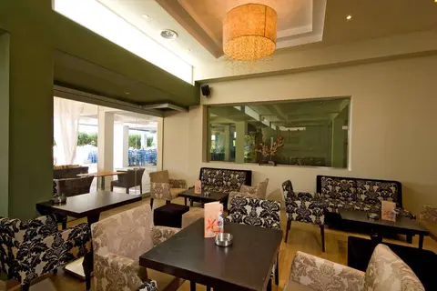 Venus Beach Hotel in Δημοτική Ενότητα Στυραίων — foto 5