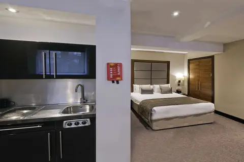 Wellington Hotel by Blue Orchid in Londen, foto 22